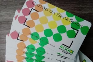 Acig lança cartão que dá vantagens exclusivas para associados no comércio local