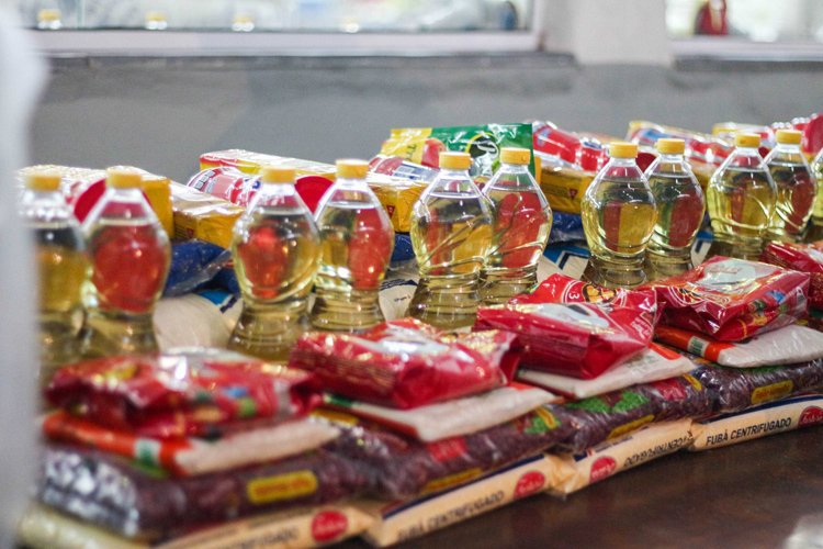Núcleo Imobiliário de Gaspar substitui evento presencial por doação de alimentos à comunidade