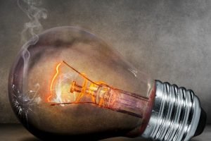 Facisc repudia decisão que libera aumento da conta de energia elétrica