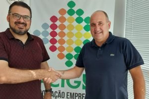 Nelson Bornhausen deixa presidência da Acig