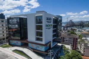 Facisc entra na Justiça contra o lockdown de 14 dias
